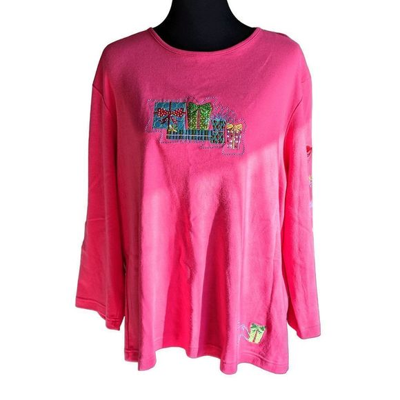 CB casual Tops - C.B. Casual Plus Women's 1x Pink Embroidered Christmas Sweatshirt
